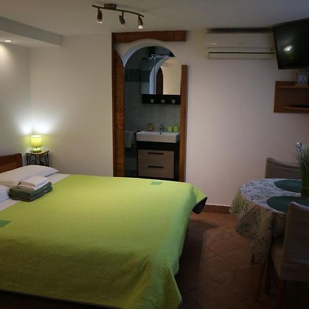Apartments Komel Opatija Eksteriør billede