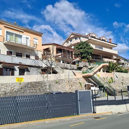 Apartments Komel Opatija Eksteriør billede