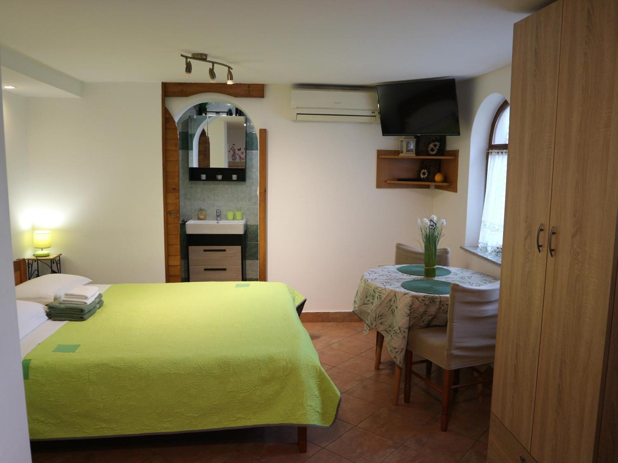 Apartments Komel Opatija Eksteriør billede