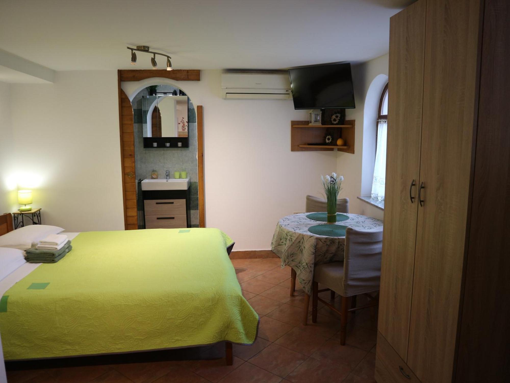 Apartments Komel Opatija Eksteriør billede