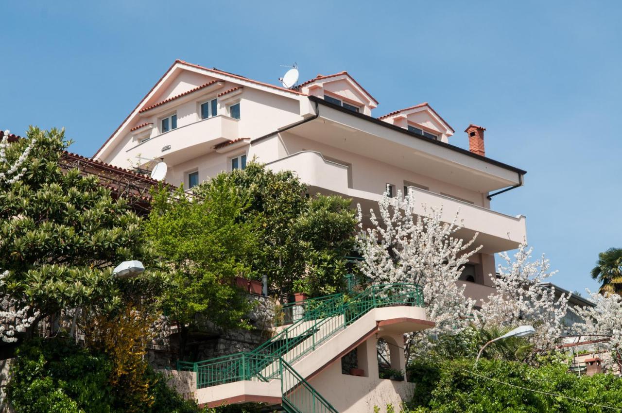 Apartments Komel Opatija Eksteriør billede